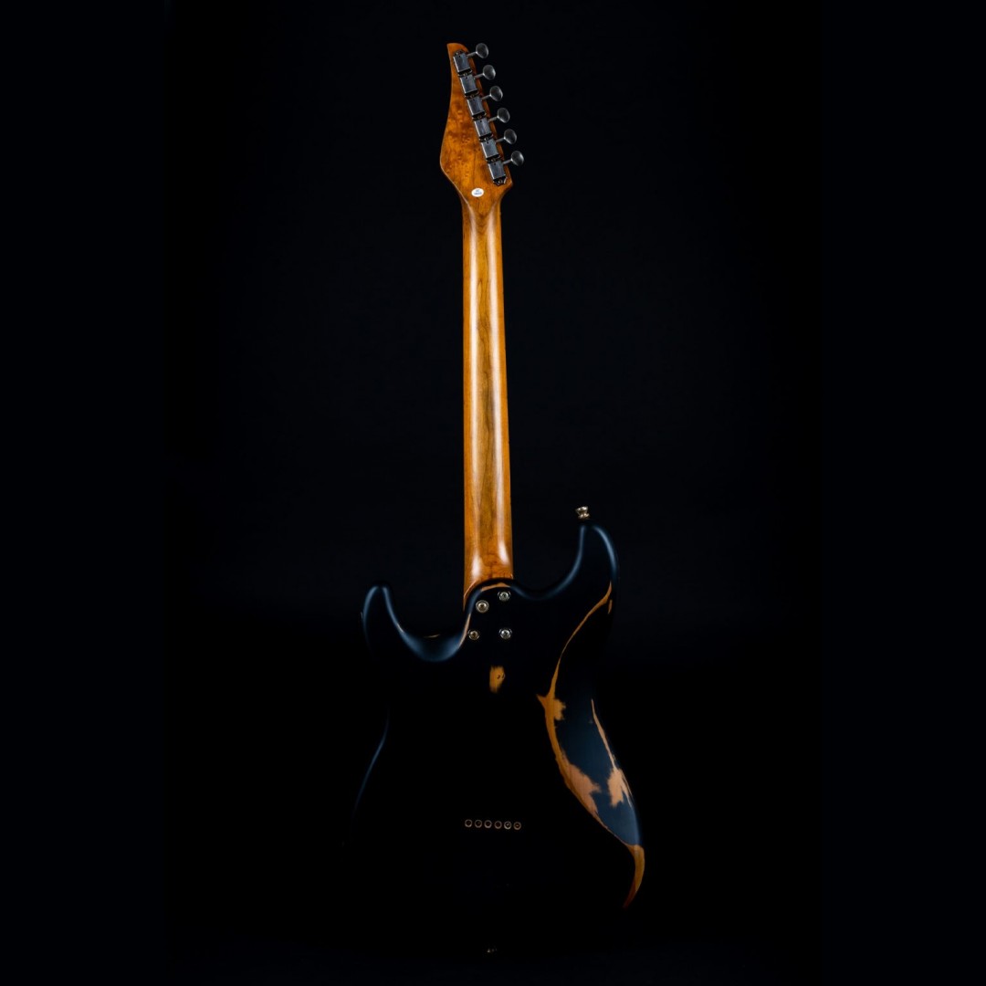 jet-guitars-js800-relic-bk-guitarra-electrica-stratocaster