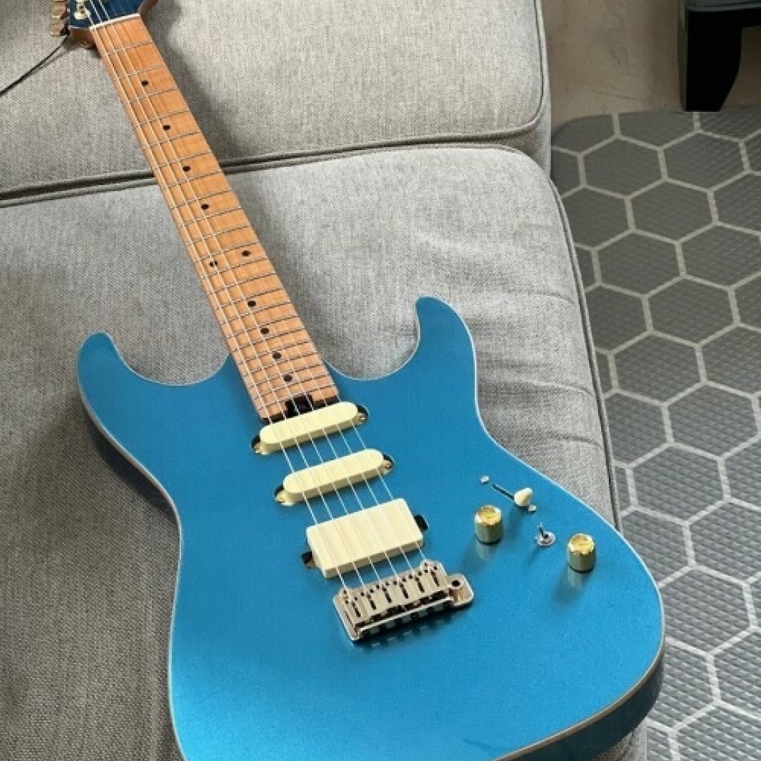 soloking-ms1-custom-22-hss-pelham-blue-guitarra-electrica-stratocaster