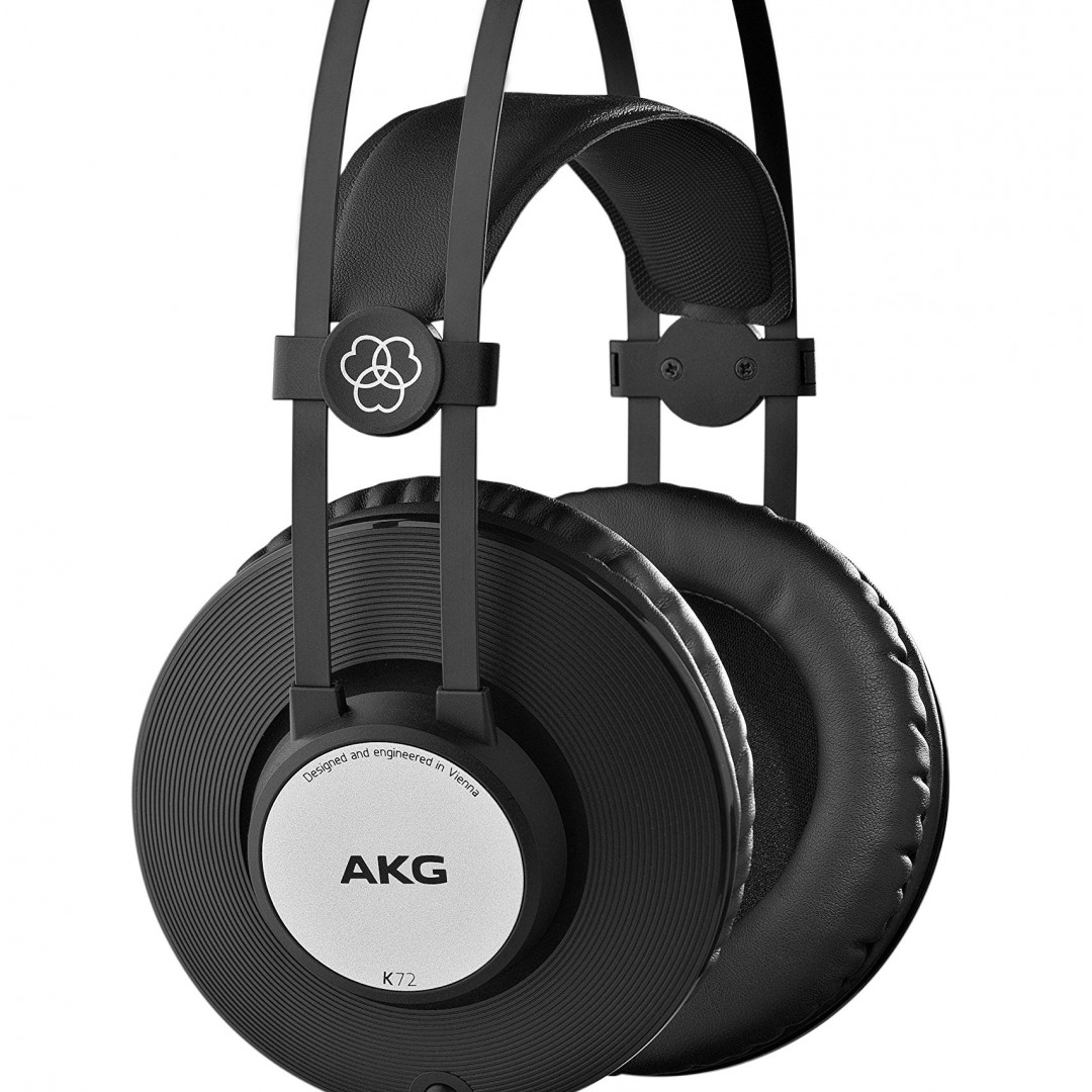 akg-k72